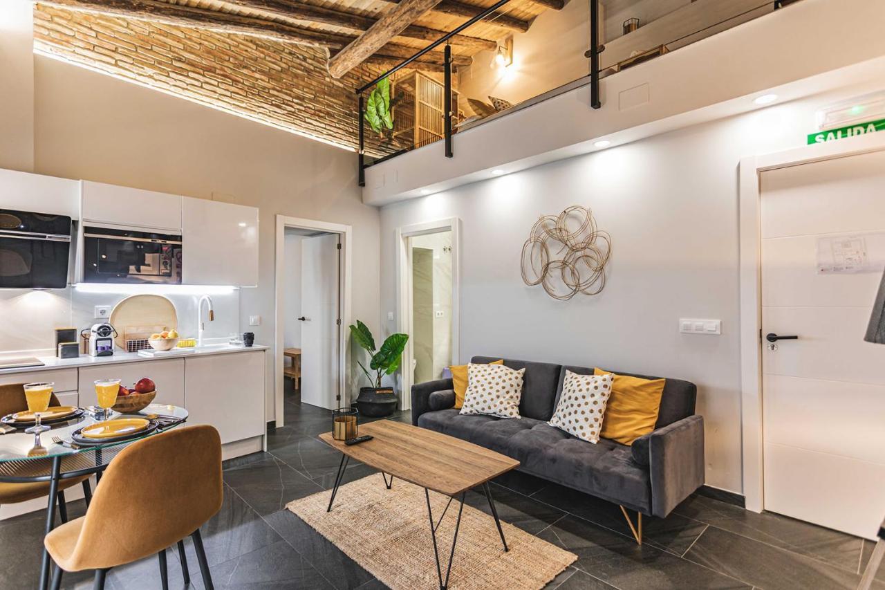 Apartamentos Caceres Central Suites Extérieur photo