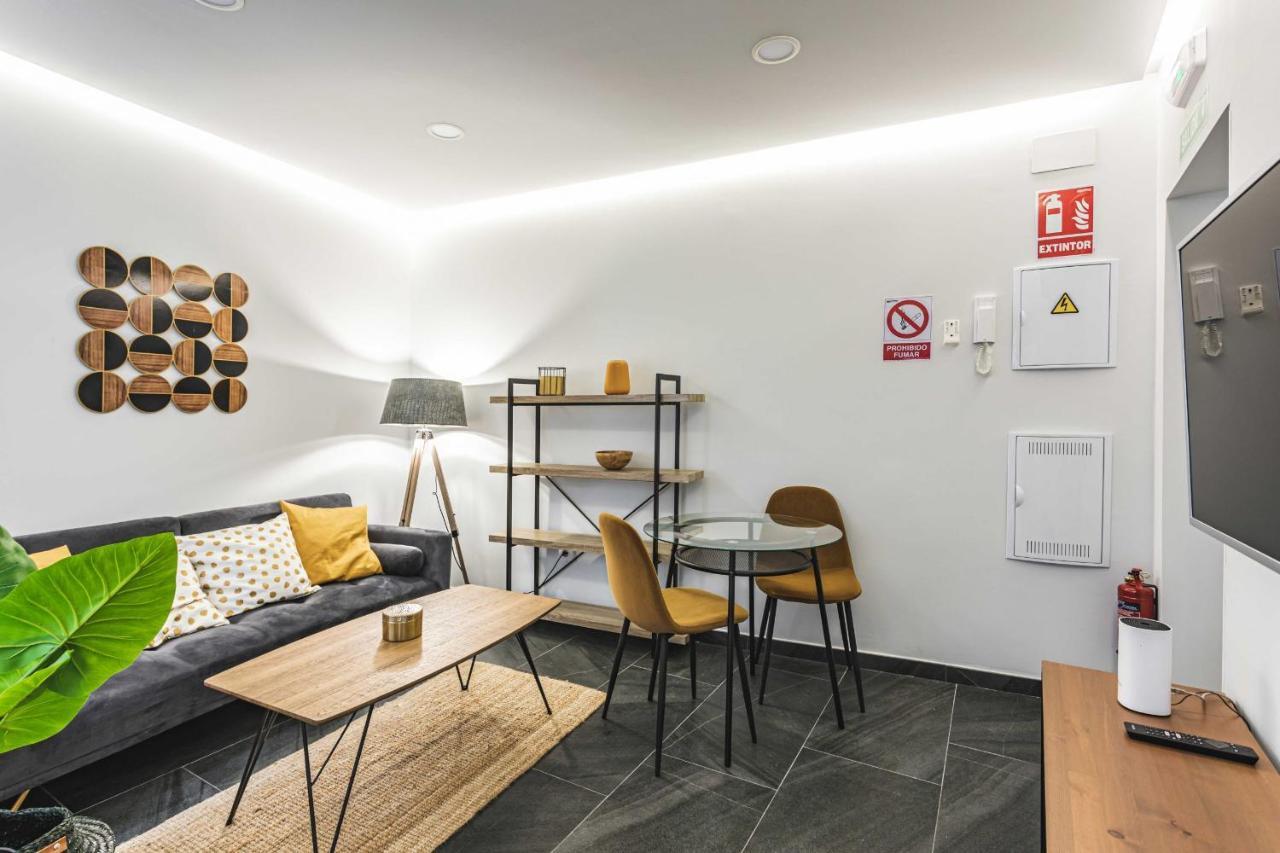 Apartamentos Caceres Central Suites Extérieur photo